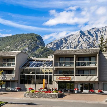 Best Western Plus Banff International Lodge Экстерьер фото