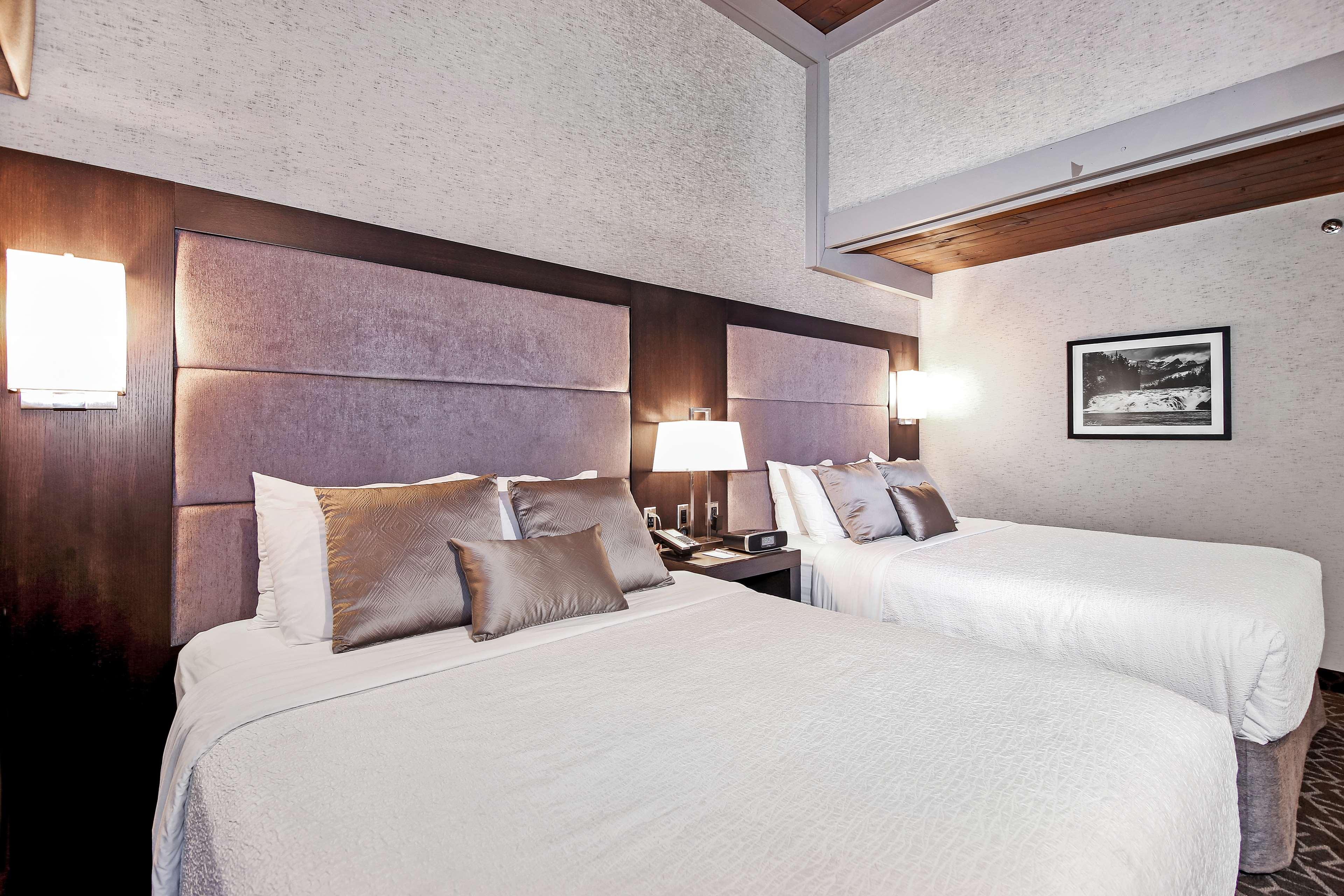Best Western Plus Banff International Lodge Экстерьер фото