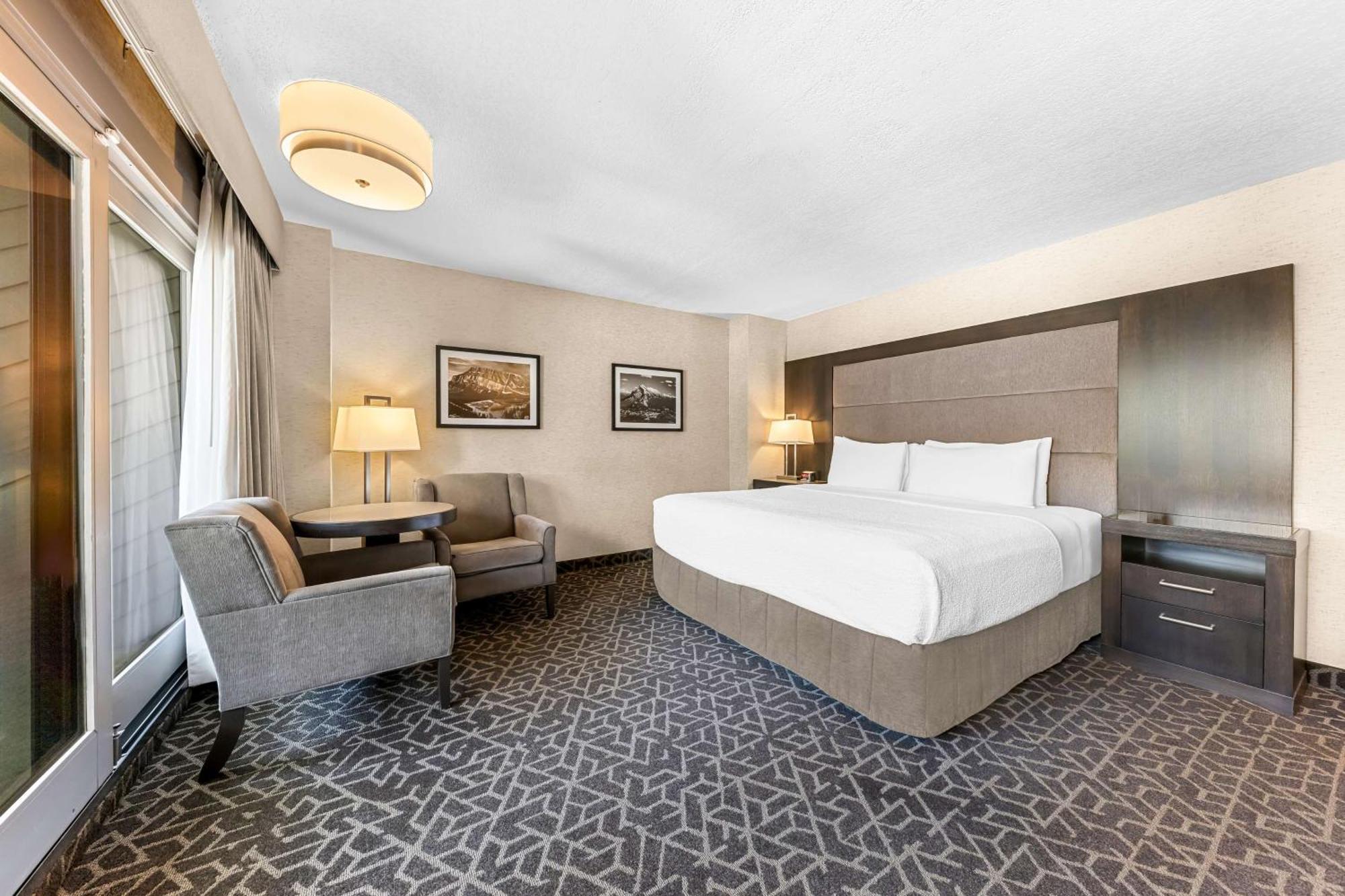 Best Western Plus Banff International Lodge Экстерьер фото