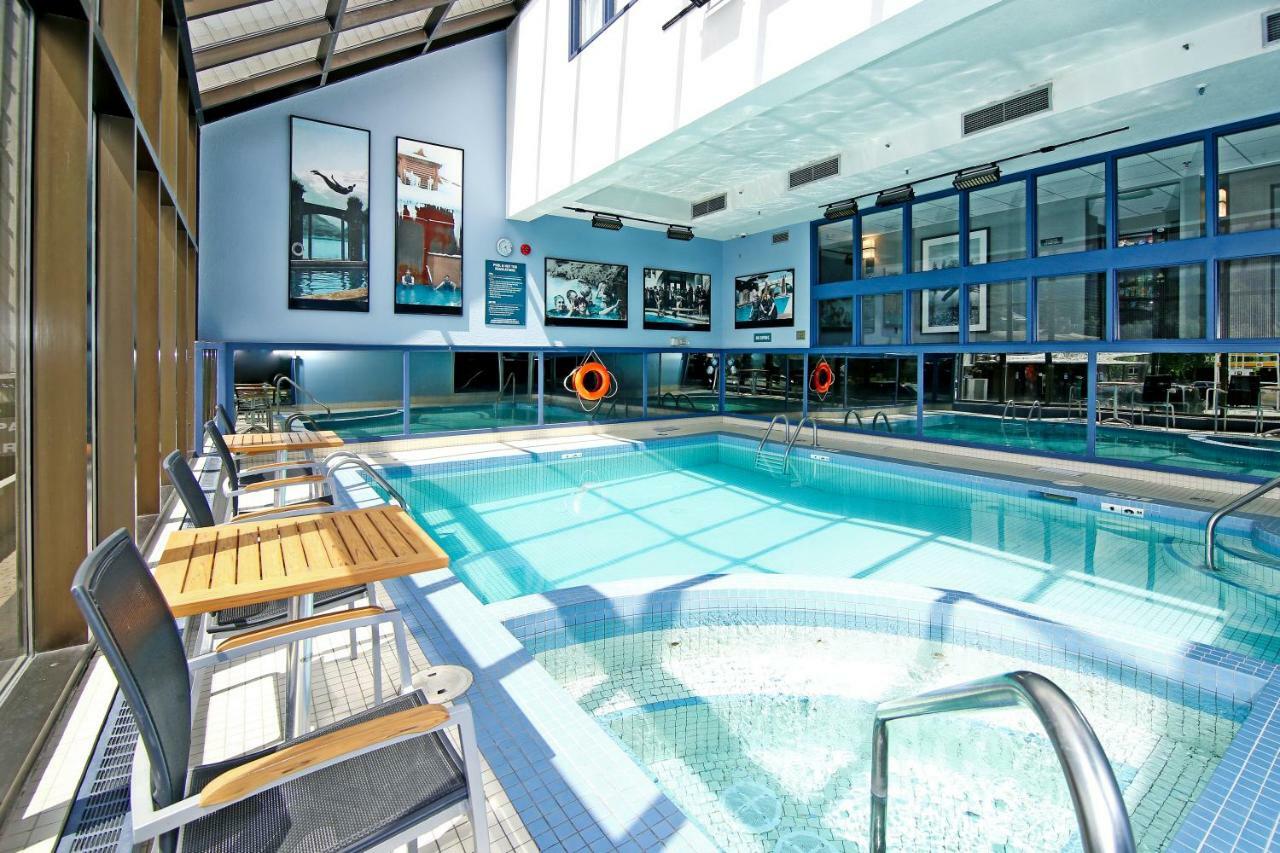 Best Western Plus Banff International Lodge Экстерьер фото