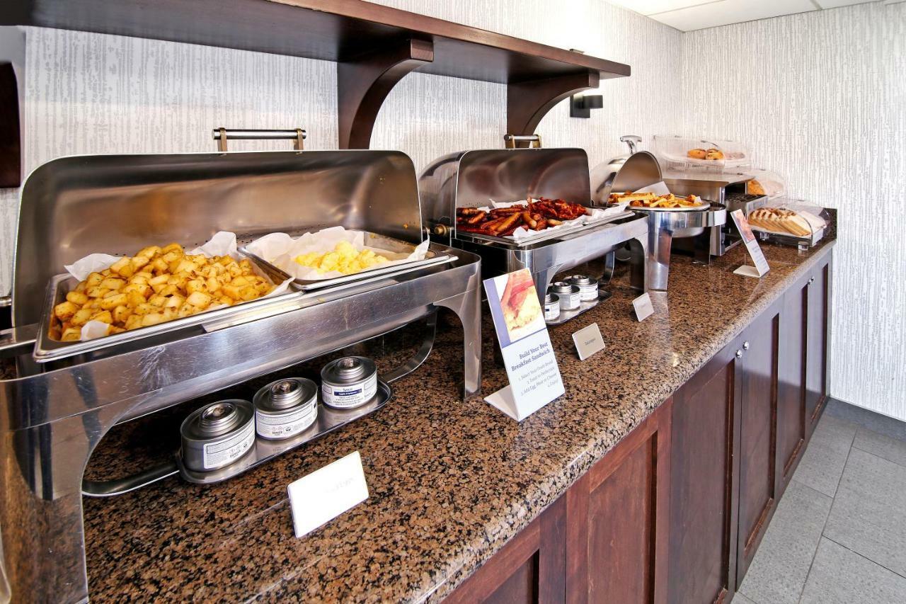 Best Western Plus Banff International Lodge Экстерьер фото